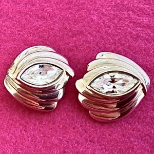 SWAROVSKI Vintage Oval Crystal Earrings